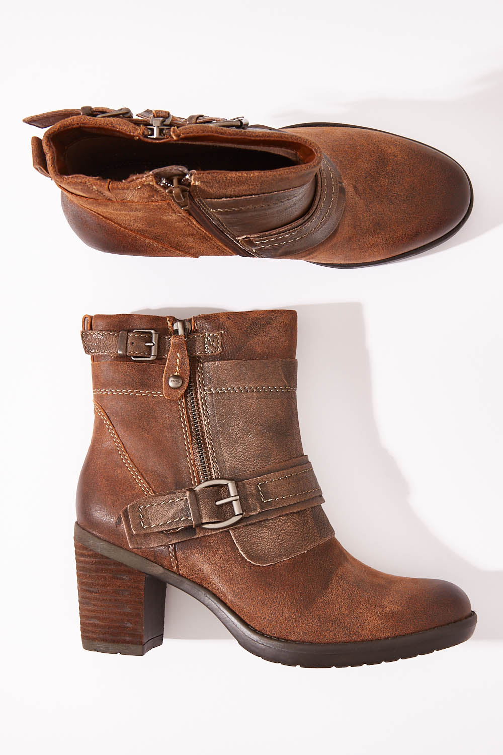 earth shoes and boots